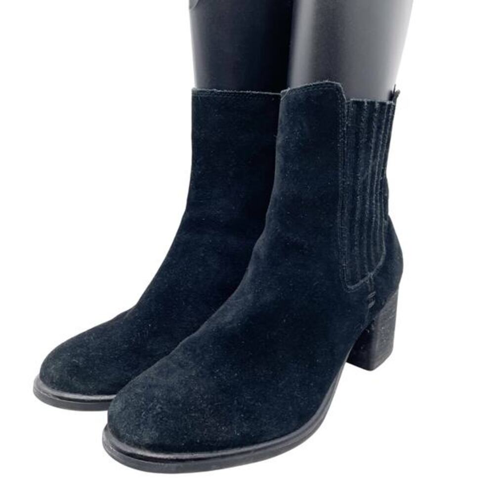 Blondo Women's Sonali Waterproof Suede Block Heel Booties Black Size 7